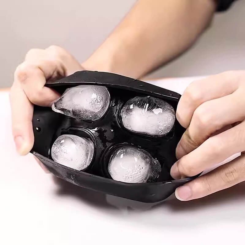 🥳2026 HOT SALE💀🧊 50% OFF! DIY Silicone Skull Ice Cube Tray – Giant slow-melt skull for whiskey, cocktails & more.✨